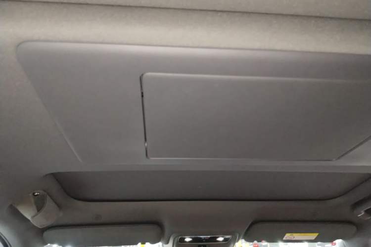 Used Hima AITO M7 2026 Model Range-Extending Ultra All-Wheel Drive 5-Seater Version Headliner