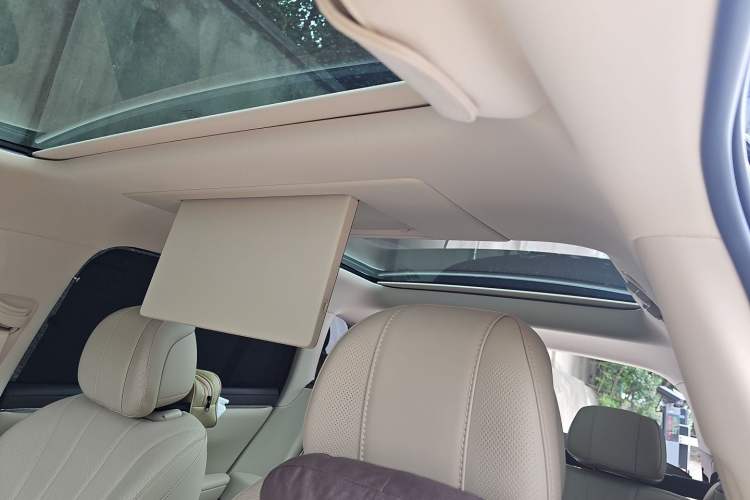 Used Hima AITO M7 2026 Model Range-Extending Ultra All-Wheel Drive 5-Seater Version Headliner