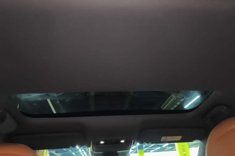 Used Hima AITO M7 2026 Model Range-Extending Max All-Wheel Drive 6-Seater Version Headliner