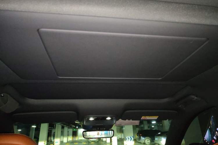 Used Hima AITO M7 2026 Model Range-Extending Ultra All-Wheel Drive 5-Seater Version Headliner