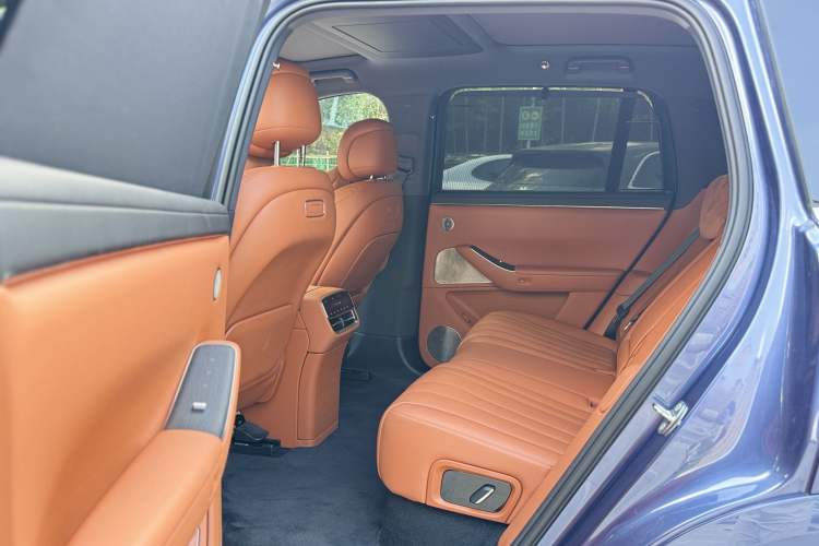 Used Hima AITO M7 2026 Model Range-Extending Ultra All-Wheel Drive 5-Seater Version Interior 3