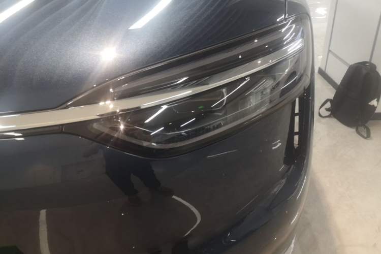 Used Hima AITO M7 2026 Model Range-Extending Max All-Wheel Drive 5-Seater Version Left Front Headlight