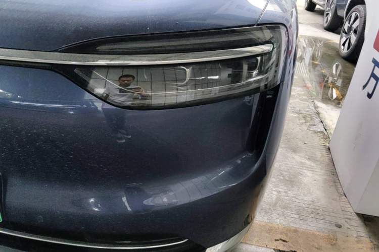Used Hima AITO M7 2026 Model Range-Extending Ultra All-Wheel Drive 5-Seater Version Left Front Headlight