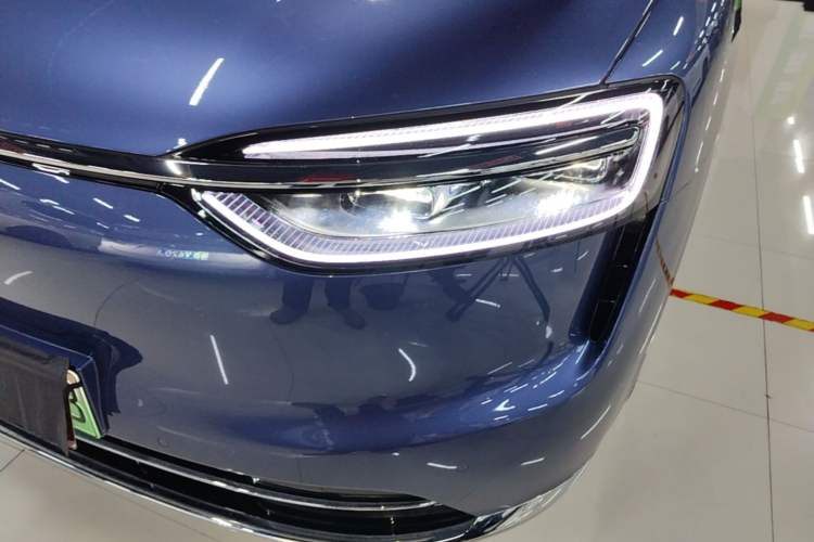 Used Hima AITO M7 2026 Model Range-Extending Ultra All-Wheel Drive 5-Seater Version Left Front Headlight
