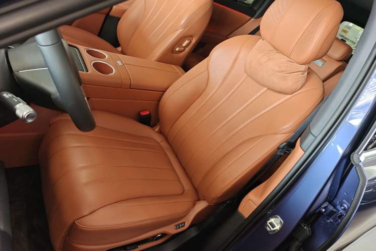 Used Hima AITO M7 2026 Model Range-Extending Ultra All-Wheel Drive 5-Seater Version Left Front Seat