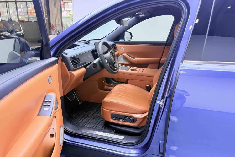 Used Hima AITO M7 2026 Model Range-Extending Ultra All-Wheel Drive 5-Seater Version Left Front Seat