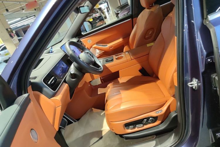 Used Hima AITO M7 2026 Model Range-Extending Ultra All-Wheel Drive 5-Seater Version Left Front Seat
