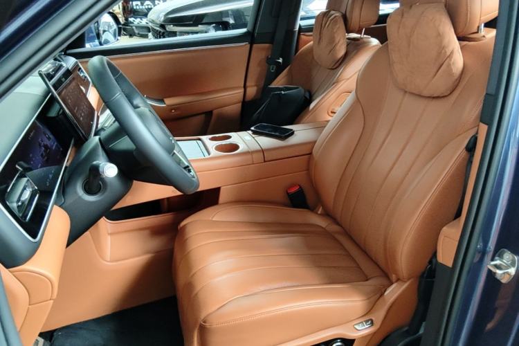 Used Hima AITO M7 2026 Model Range-Extending Ultra All-Wheel Drive 5-Seater Version Left Front Seat