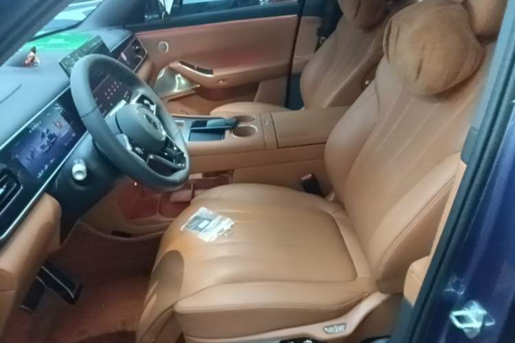 Used Hima AITO M7 2026 Model Range-Extending Ultra All-Wheel Drive 5-Seater Version Left Front Seat