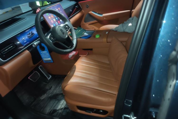 Used Hima AITO M7 2026 Model Pure Electric Max Long Range 6-Seater Version Left Front Seat
