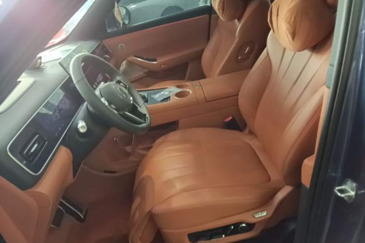 Used Hima AITO M7 2026 Model Range-Extending Ultra All-Wheel Drive 5-Seater Version Left Front Seat