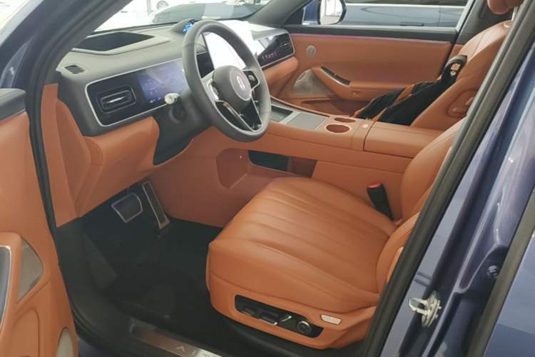 Used Hima AITO M7 2026 Model Range-Extending Ultra All-Wheel Drive 5-Seater Version Left Front Seat