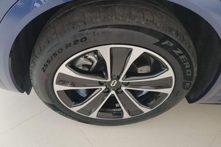 Used Hima AITO M7 2026 Model Range-Extending Ultra All-Wheel Drive 5-Seater Version Left Front Wheel Hub
