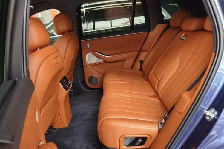 Used Hima AITO M7 2026 Model Range-Extending Ultra All-Wheel Drive 5-Seater Version Left Rear Seat