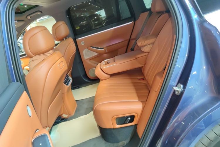 Used Hima AITO M7 2026 Model Range-Extending Ultra All-Wheel Drive 5-Seater Version Left Rear Seat