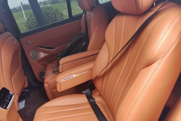 Used Hima AITO M7 2026 Model Pure Electric Max Long Range 6-Seater Version Left Rear Seat