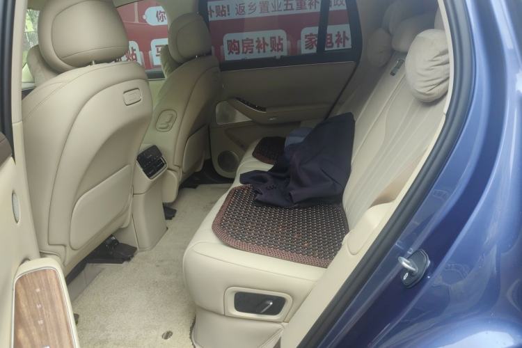 Used Hima AITO M7 2026 Model Range-Extending Ultra All-Wheel Drive 5-Seater Version Left Rear Seat