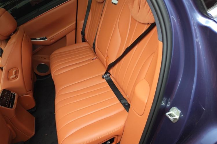 Used Hima AITO M7 2026 Model Range-Extending Ultra All-Wheel Drive 5-Seater Version Left Rear Seat