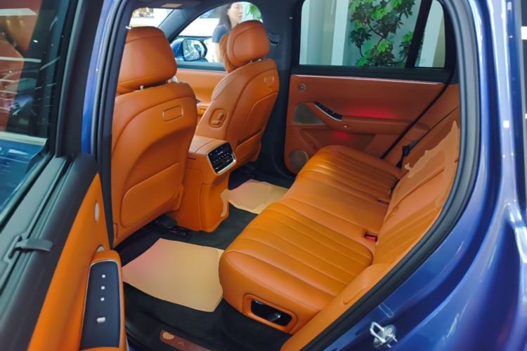 Used Hima AITO M7 2026 Model Range-Extending Ultra All-Wheel Drive 5-Seater Version Left Rear Seat