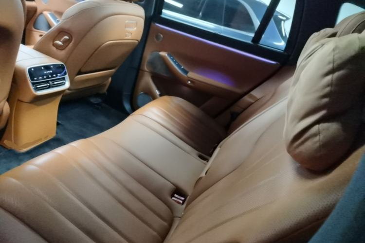 Used Hima AITO M7 2026 Model Range-Extending Ultra All-Wheel Drive 5-Seater Version Left Rear Seat