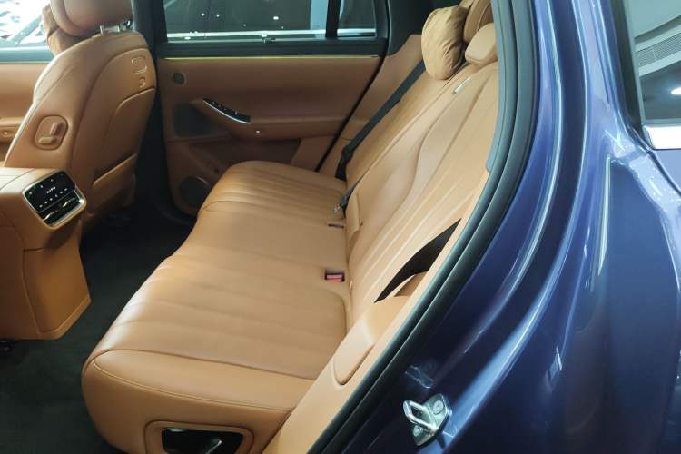 Used Hima AITO M7 2026 Model Range-Extending Ultra All-Wheel Drive 5-Seater Version Left Rear Seat