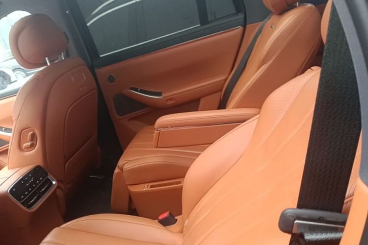 Used Hima AITO M7 2026 Model Range-Extending Ultra All-Wheel Drive 6-Seater Version Left Rear Seat