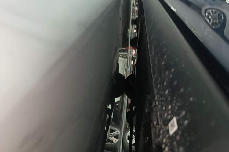 Used Hima AITO M7 2026 Model Range-Extending Pro+ All-Wheel Drive 5-Seater Version Left Side Sill