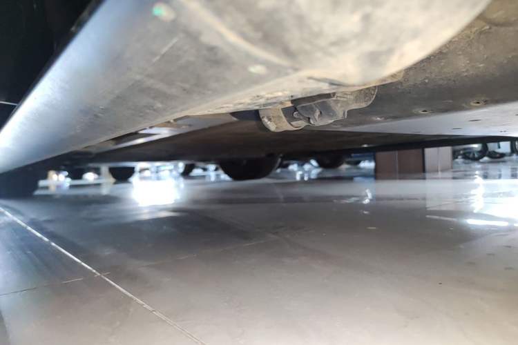 Used Hima AITO M7 2026 Model Range-Extending Ultra All-Wheel Drive 5-Seater Version Left Side Sill