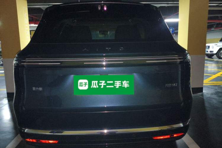 Used Hima AITO M7 2026 Model Range-Extending Max All-Wheel Drive 6-Seater Version Rear