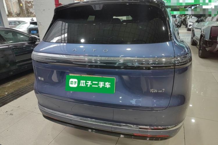 Used Hima AITO M7 2026 Model Range-Extending Ultra All-Wheel Drive 6-Seater Version Rear