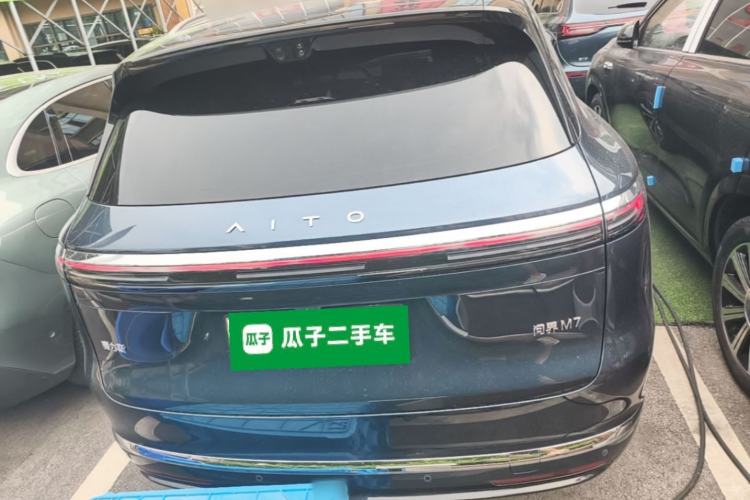 Used Hima AITO M7 2026 Model Range-Extending Max All-Wheel Drive 5-Seater Version Rear