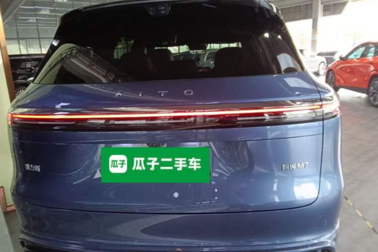 Used Hima AITO M7 2026 Model Range-Extending Ultra All-Wheel Drive 5-Seater Version Rear