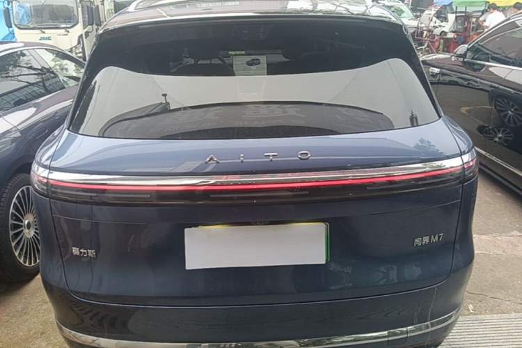 Used Hima AITO M7 2026 Model Range-Extending Ultra All-Wheel Drive 6-Seater Version Rear