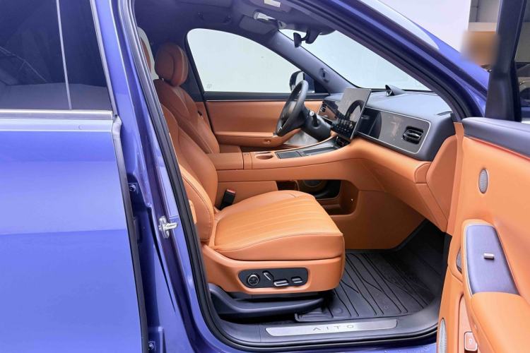 Used Hima AITO M7 2026 Model Range-Extending Ultra All-Wheel Drive 5-Seater Version Right Front Seat