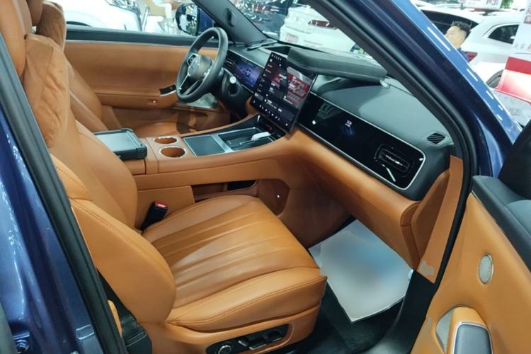 Used Hima AITO M7 2026 Model Range-Extending Ultra All-Wheel Drive 5-Seater Version Right Front Seat