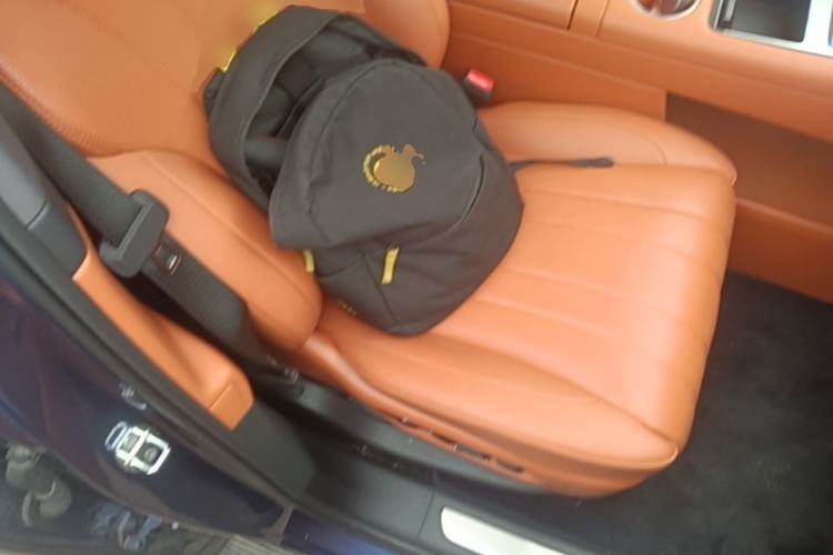 Used Hima AITO M7 2026 Model Range-Extending Ultra All-Wheel Drive 6-Seater Version Right Front Seat