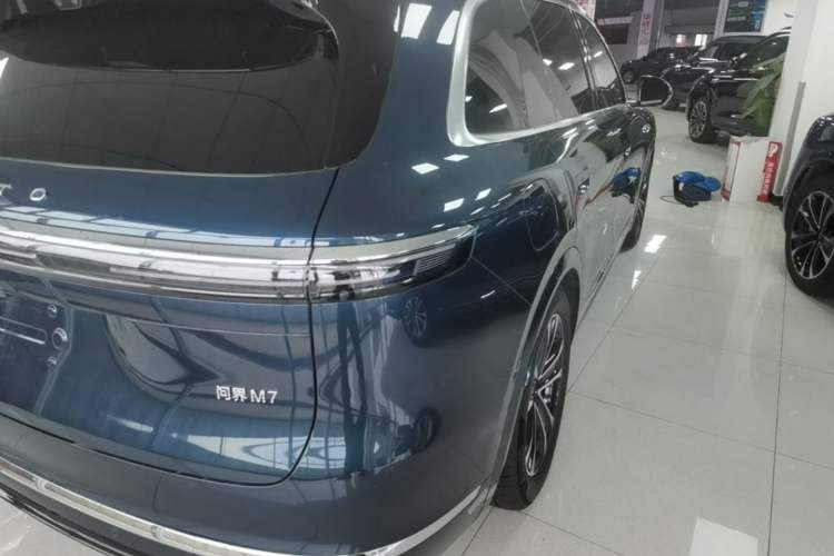 Used Hima AITO M7 2026 Model Range-Extending Max All-Wheel Drive 5-Seater Version Right Rear Taillight