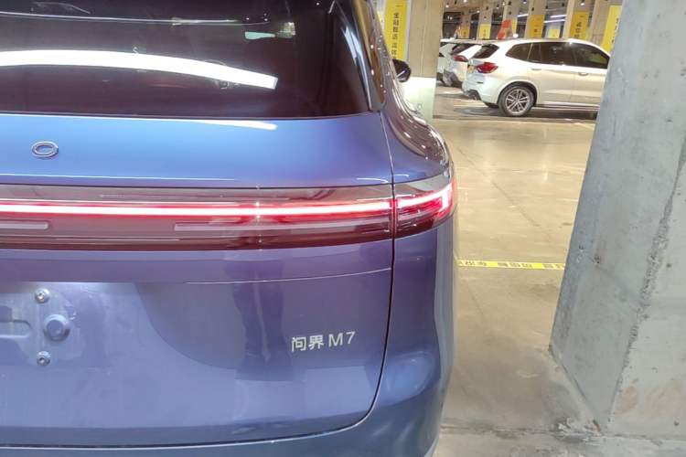 Used Hima AITO M7 2026 Model Range-Extending Ultra All-Wheel Drive 5-Seater Version Right Rear Taillight
