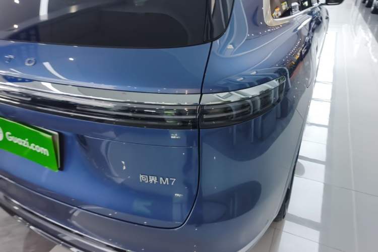 Used Hima AITO M7 2026 Model Range-Extending Ultra All-Wheel Drive 5-Seater Version Right Rear Taillight
