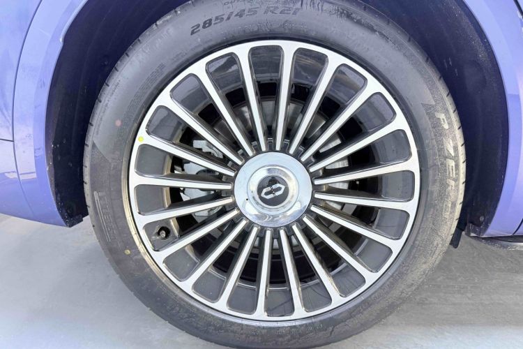 Used Hima AITO M7 2026 Model Range-Extending Ultra All-Wheel Drive 5-Seater Version Right Rear Wheel Hub
