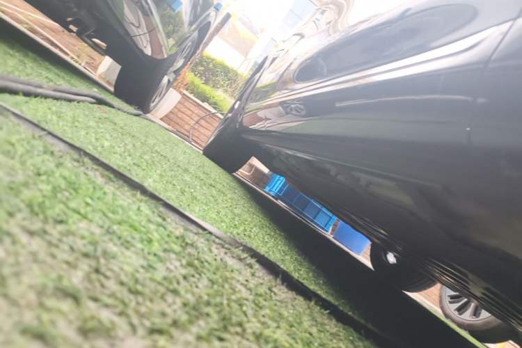 Used Hima AITO M7 2026 Model Range-Extending Max All-Wheel Drive 5-Seater Version Right Side Sill