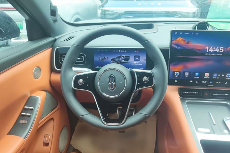 Used Hima AITO M7 2026 Model Range-Extending Max All-Wheel Drive 5-Seater Version Steering Wheel