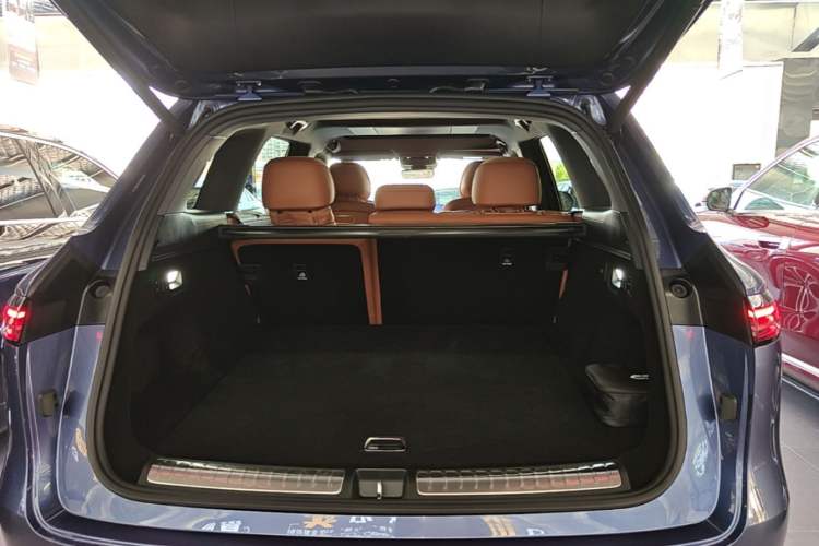 Used Hima AITO M7 2026 Model Range-Extending Ultra All-Wheel Drive 5-Seater Version Trunk