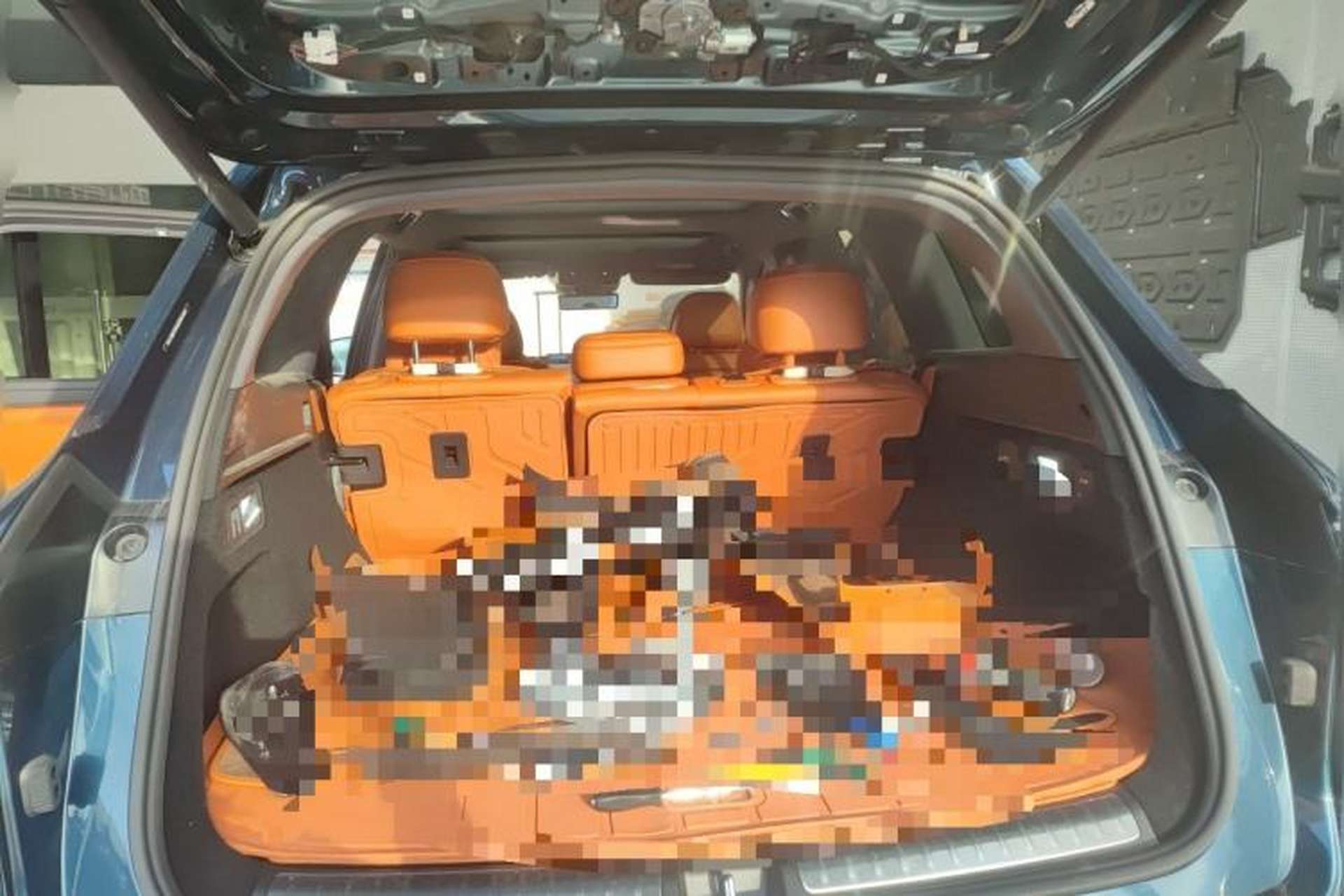 Used Hima AITO M7 2026 Model Range-Extending Pro+ All-Wheel Drive 5-Seater Version Trunk