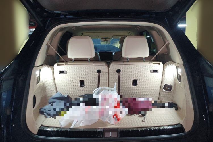 Used Hima AITO M7 2026 Model Range-Extending Max All-Wheel Drive 6-Seater Version Trunk