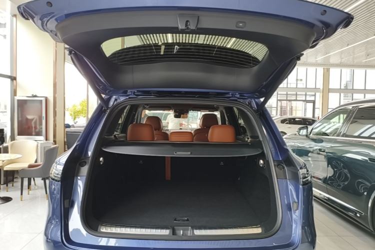 Used Hima AITO M7 2026 Model Range-Extending Ultra All-Wheel Drive 5-Seater Version Trunk