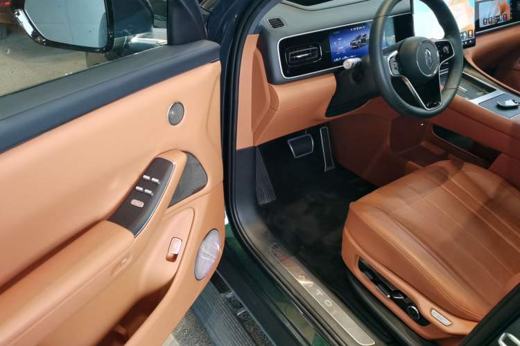 Used Hima AITO M7 2026 Model Range-Extending Ultra All-Wheel Drive 5-Seater Version Driver Seat