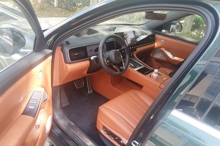 Used Hima AITO M7 2026 Model Range-Extending Max All-Wheel Drive 5-Seater Version Driver Seat