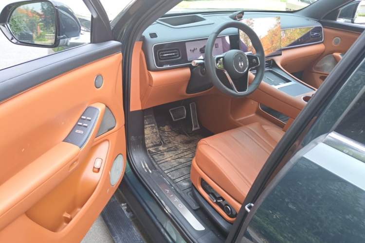 Used Hima AITO M7 2026 Model, Range-Extended Max Long-Range Version, 5 Seats Driver Seat