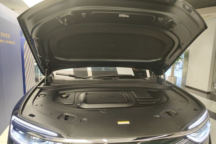 Used Hima AITO M7 2026 Model Range-Extending Max All-Wheel Drive 5-Seater Version Engine Bay